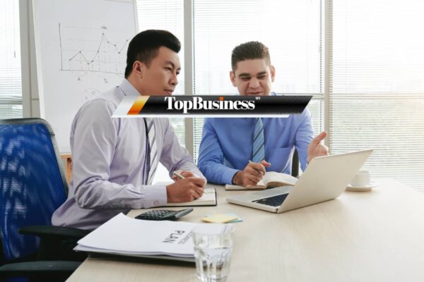Angel Investors vs Venture Capitalists: What’s the Difference?